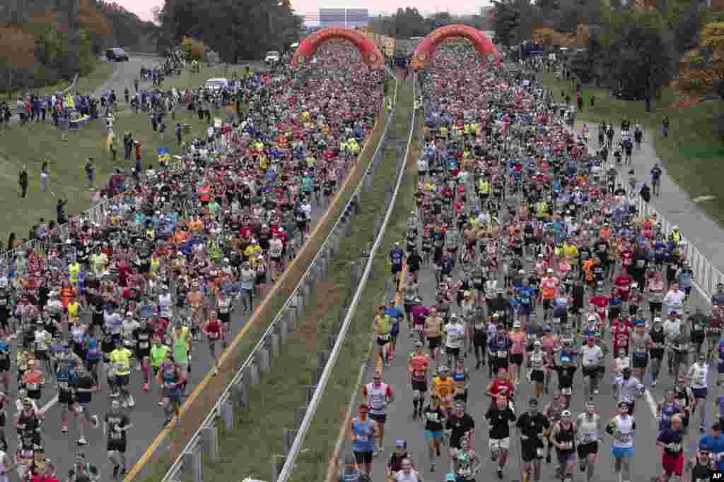 Runners start the 48th Marine Corps Marathon, in Arlington, Virginia.