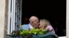 Six Seconds of Daily Kissing May Help Relationship