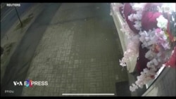 Camera tại cửa hàng bán hoa ở Kyiv ghi lại khoảnh khắc vụ tấn công phi đạn của Nga 