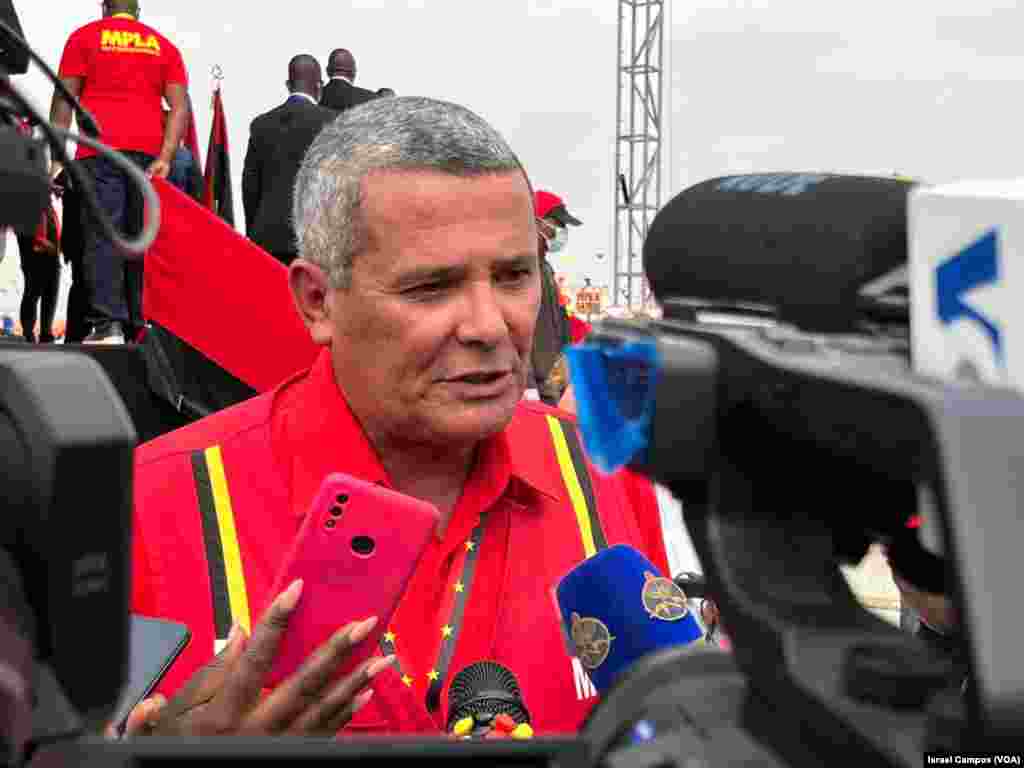 Rui Falcao, msemaji wa chama cha MPLA, katika mkutano wa kampeni za uchaguzi wa mwisho, Camama, Luanda, Angola. August 20, 2022 