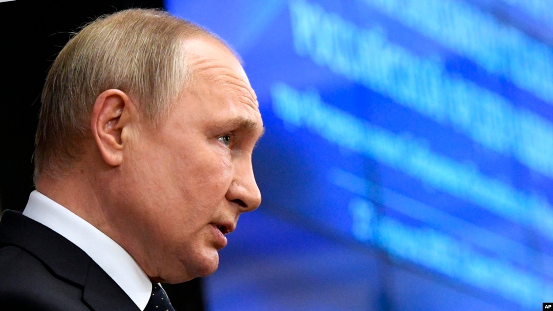 Predsednik Rusije Vladimir Putin obraća se zakonodavcima u Sankt Peterburgu, Rusija, 27. aprila 2022. (Foto: AP/Alexei Danichev, Sputnik, Kremlin Pool)
