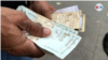 El salario mínimo base en Venezuela no llega hoy a los 10 dólares mensuales al cambio.