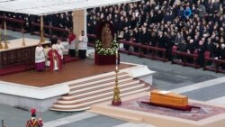 粵語新聞 晚上10-11點: 教宗方濟各在安息彌撒中稱讚已故教宗本篤十六世
