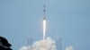 2022年4月21日，一枚载有53颗星链（Starlink）互联网卫星的SpaceX猎鹰9号火箭从美国佛罗里达州卡纳维瓦尔角太空基地40号航天发射场发射升空。