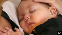 Scientists are shining more light on the mystery of how the brain develops in babies. 