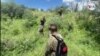 Rescatan inmigrantes perdidos en frontera