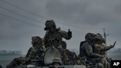 Украинские бойцы под Угледаром (архивное фото)