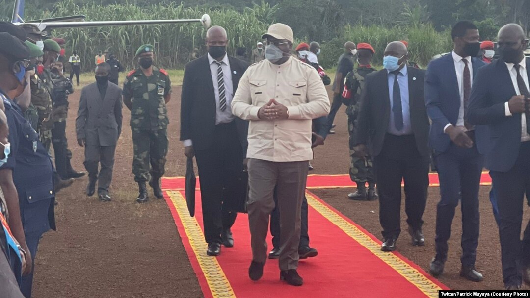 Président Félix Tshisekedi na bokomi bwa ye na Beni, na Nord-Kivu, 15 juin 2021. (Twitter/Patrick Muyaya)
