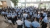 香港警察在苹果日报总部进行搜查并逮捕苹果日报高管（路透社2021年6月17日）