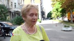 Người dân Ukraine lo lắng, căng thẳng khi kì bầu cử Mỹ tới gần 