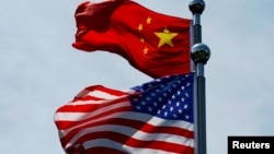 美中两国的国旗