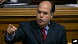 Julio Borges, presidente de la Asamblea Nacional de Venezuela, sería demandado por el Partido Socialista Unido.