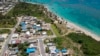Archivo - Al Banco San Juan Internacional, en Puerto Rico, se le acusa de violar sanciones contra Venezuela.