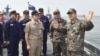 정호섭 한국 해군참모총장이 14일 평택 해군 2함대사령부를 방문, 전투준비태세를 점검하고 있다.