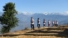 Nepalese Monks Compete in Long-Distance Races