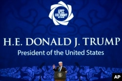 Tổng thống Donald Trump lần đầu tiên giới thiệu về chiến lược "Ấn Độ Dương-Thái Bình Dương tự do và rộng mở" tại Diễn đàn Hợp tác Kinh tế châu Á Thái Bình Dương trong một bài diễn văn khai mạc ở Đà Nẵng vào tháng 11/2017.