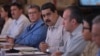 El presidente Nicolás Maduro responsabilizó a la oposición de fomentar estas sanciones que a su juicio solo buscan arrodillar a los venezolanos frente a Estados Unidos. 