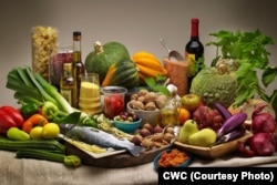 A Mediterranean diet with Walnuts. (California Walnut Commission)
