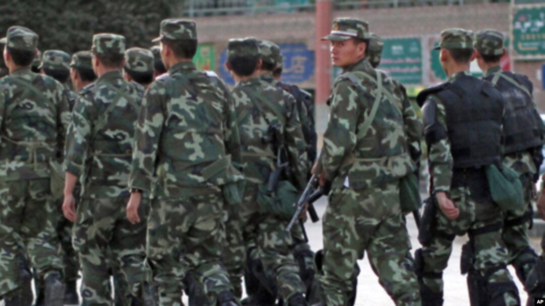 新疆地區武警巡邏警戒升級
