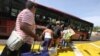 Más de 1.000 colombianos fueron deportados de Venezuela la semana pasada y muchos de ellos a través del uso de la fuerza.