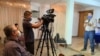 “Libertad no es solamente que puedas decir o no cosas, que puedas publicar o no. Es también que no tenemos derecho al acceso a la información", dijo a la VOA Luis Carlos Díaz, periodista venezolano detenido en 2019 por ejercer su oficio.