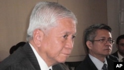 菲律賓外長阿爾貝特.德爾.羅薩里奧
