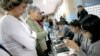 Los ciudadanos han salido a votar desde tempranas horas en la ciudad de Caracas.
