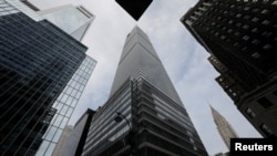 FILE PHOTO: The 77 story One Vanderbilt office tower, the latest super-tall skyscraper to grace New York's iconic skyline, is set to open while the coronavirus disease (COVID-19) keeps the largest and richest U.S. office market almost empty, in midtown Ma