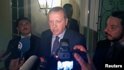 Erdogan u razgovoru sa turskim medijima posle pokušaja vojnog puča, u letovalištu Marmaris