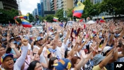 En esta foto de archivo se ve una manifestación anti gubernamental en Caracas, Venezuela, el 9 de julio, de 2017.