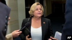 La congresista Ros-Lehtinen se quejó de que el gobierno del presidente Obama debe añadir más nombres a la lista de violadores de los derechos humanos en Venezuela.