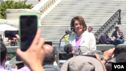 美国首都华盛顿的国会山6月4日这天举行了多个天安门事件为主题的集会和展览。