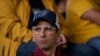 ARCHIVO - El líder opositor y ex candidato presidencial Henrique Capriles asiste a un evento en el que el partido Primero Justicia lo nominó como su candidato presidencial para las primarias de la oposición en Caracas, Venezuela, el 10 de marzo de 2023.