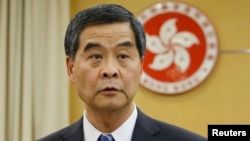 香港特首梁振英(2014年11月 资料照片)