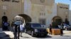 VOA60 DUNIYA: Wata kotu a Jordan ta yankewa wasu tsofaffin jami’ai biyu hukuncin daurin shekara 15 a gidan yari da sauran labarai