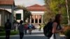 College Admissions: Identifying Helpful Resources