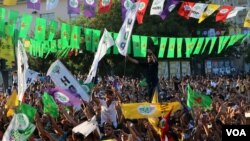 Mitîngeke HDP'ê li Amed (Arşîv)